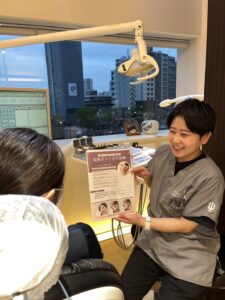 西新宿の新宿フロントタワー歯科では、歯科医療のさまざまな分野で研鑽を積んだ歯科医師陣が、患者様の幅広いお口のお悩みに対応いたします。